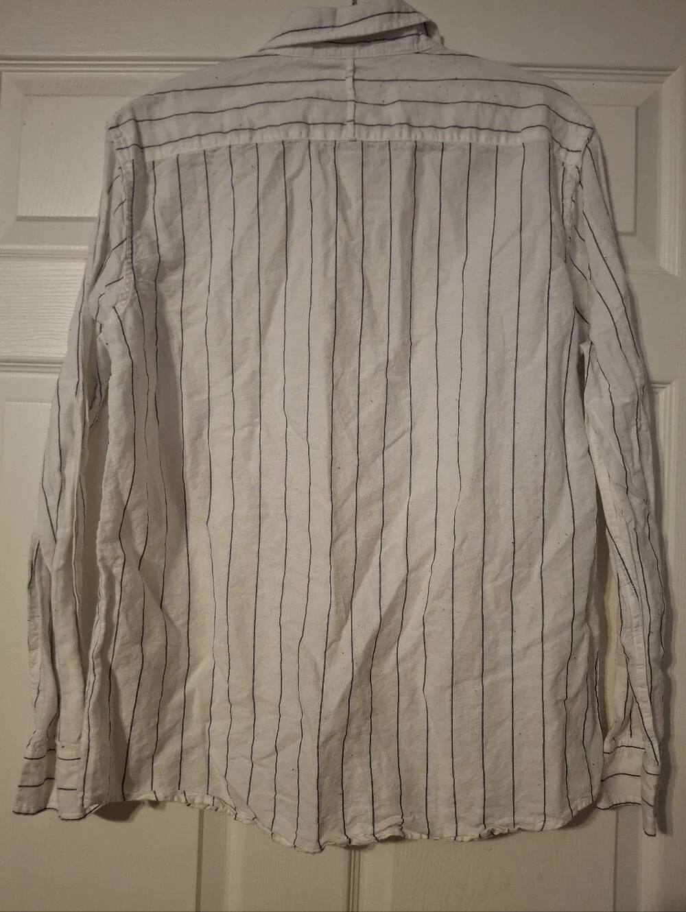 Banana Republic Men's White Vertical-Stripe Button-Up Shirt